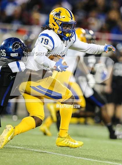 Thumbnail 1 in Armwood vs. Northwestern (FHSAA 6A Final)  photogallery.