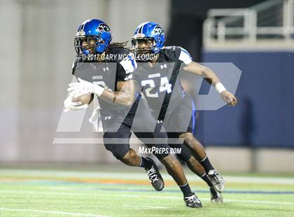 Thumbnail 2 in Armwood vs. Northwestern (FHSAA 6A Final)  photogallery.