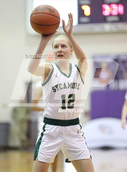 Thumbnail 3 in Olentangy Liberty vs. Sycamore (OGBR Classic in the City) photogallery.