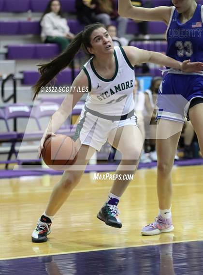Thumbnail 1 in Olentangy Liberty vs. Sycamore (OGBR Classic in the City) photogallery.