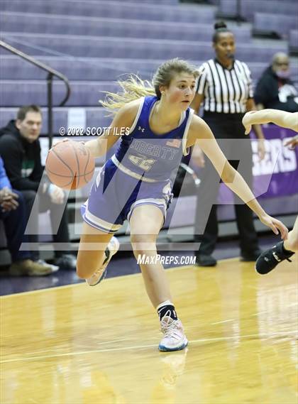 Thumbnail 3 in Olentangy Liberty vs. Sycamore (OGBR Classic in the City) photogallery.