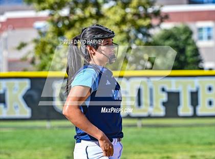 Thumbnail 1 in Valor Christian vs Bear Creek photogallery.