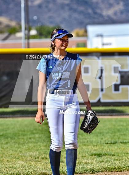 Thumbnail 3 in Valor Christian vs Bear Creek photogallery.