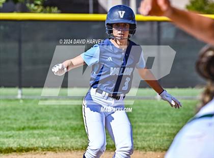 Thumbnail 1 in Valor Christian vs Bear Creek photogallery.