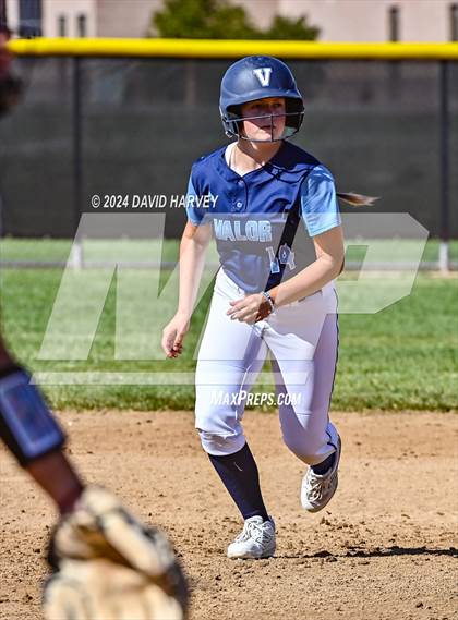 Thumbnail 2 in Valor Christian vs Bear Creek photogallery.