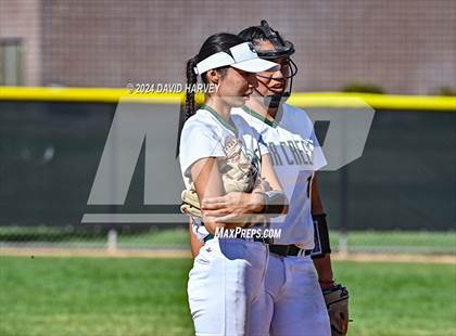 Thumbnail 3 in Valor Christian vs Bear Creek photogallery.