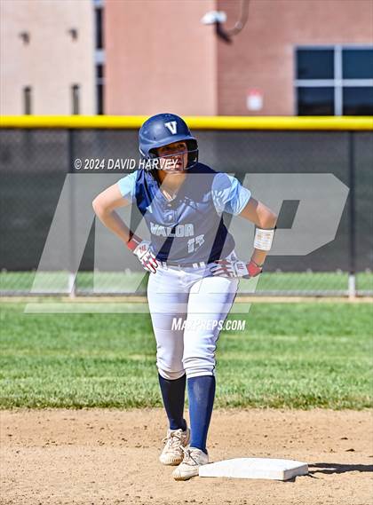 Thumbnail 2 in Valor Christian vs Bear Creek photogallery.