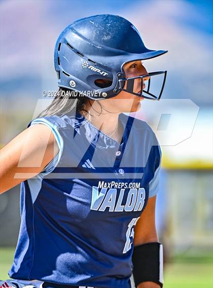 Thumbnail 2 in Valor Christian vs Bear Creek photogallery.