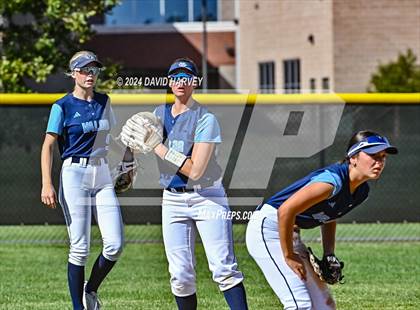 Thumbnail 1 in Valor Christian vs Bear Creek photogallery.