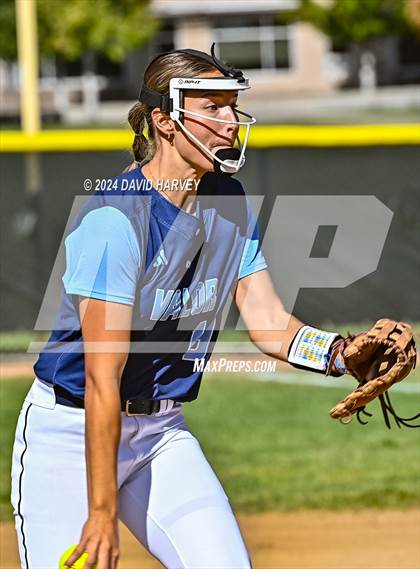 Thumbnail 1 in Valor Christian vs Bear Creek photogallery.