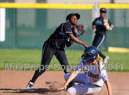 Thumbnail 3 in Elk Grove @ Sheldon photogallery.