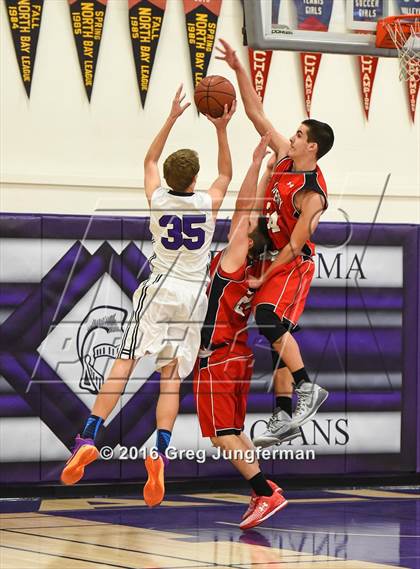 Thumbnail 3 in Montgomery @ Petaluma photogallery.