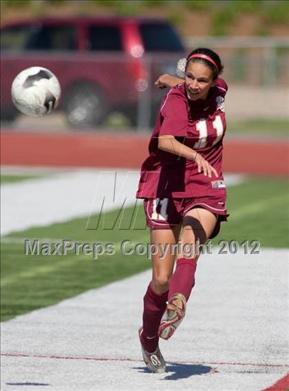 Thumbnail 1 in Downey vs La Serna (CIF SS D5 Final) photogallery.