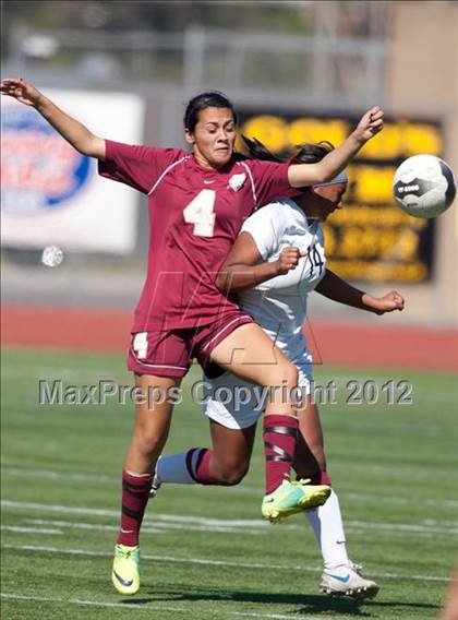 Thumbnail 1 in Downey vs La Serna (CIF SS D5 Final) photogallery.
