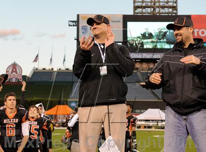 Thumbnail 2 in Huntington Beach vs. Newport Harbor (CIF SS Southern Division Final) photogallery.