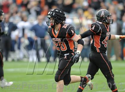 Thumbnail 2 in Huntington Beach vs. Newport Harbor (CIF SS Southern Division Final) photogallery.