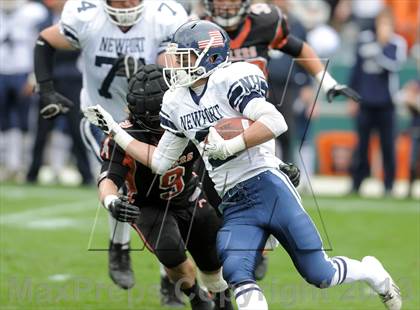 Thumbnail 3 in Huntington Beach vs. Newport Harbor (CIF SS Southern Division Final) photogallery.