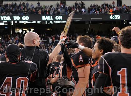 Thumbnail 3 in Huntington Beach vs. Newport Harbor (CIF SS Southern Division Final) photogallery.