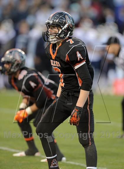 Thumbnail 1 in Huntington Beach vs. Newport Harbor (CIF SS Southern Division Final) photogallery.