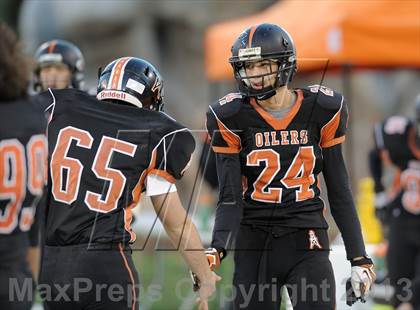 Thumbnail 2 in Huntington Beach vs. Newport Harbor (CIF SS Southern Division Final) photogallery.