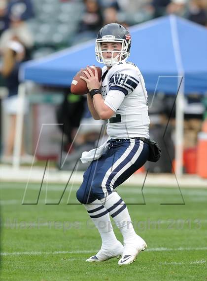Thumbnail 3 in Huntington Beach vs. Newport Harbor (CIF SS Southern Division Final) photogallery.