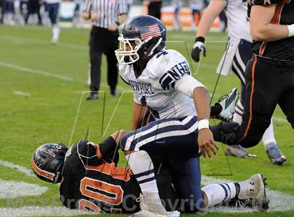 Thumbnail 3 in Huntington Beach vs. Newport Harbor (CIF SS Southern Division Final) photogallery.