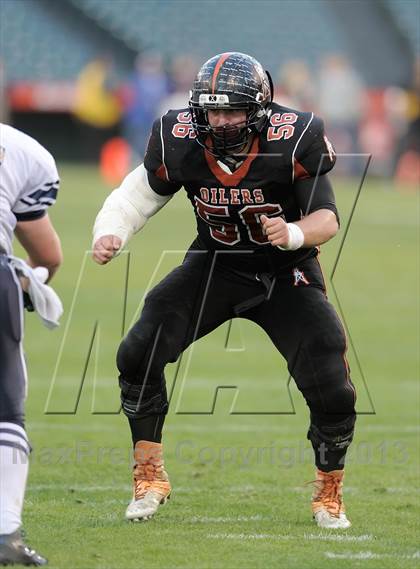 Thumbnail 3 in Huntington Beach vs. Newport Harbor (CIF SS Southern Division Final) photogallery.