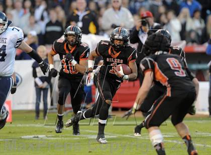 Thumbnail 3 in Huntington Beach vs. Newport Harbor (CIF SS Southern Division Final) photogallery.