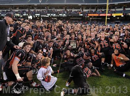 Thumbnail 2 in Huntington Beach vs. Newport Harbor (CIF SS Southern Division Final) photogallery.
