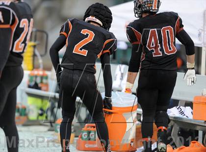 Thumbnail 3 in Huntington Beach vs. Newport Harbor (CIF SS Southern Division Final) photogallery.
