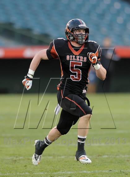 Thumbnail 1 in Huntington Beach vs. Newport Harbor (CIF SS Southern Division Final) photogallery.