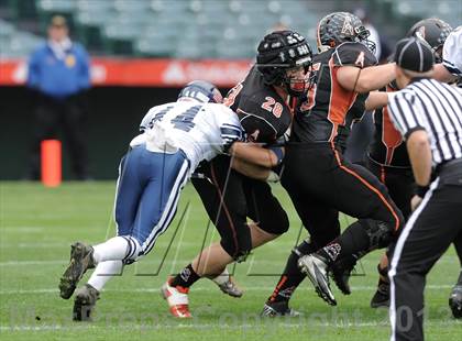 Thumbnail 2 in Huntington Beach vs. Newport Harbor (CIF SS Southern Division Final) photogallery.
