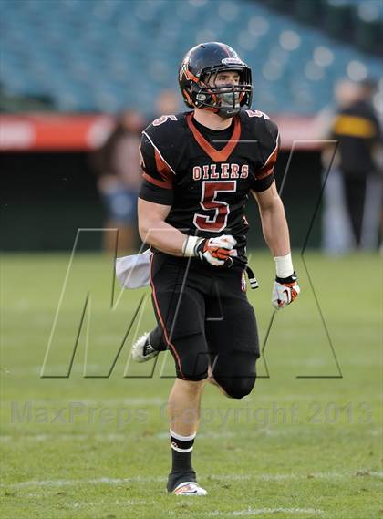 Thumbnail 2 in Huntington Beach vs. Newport Harbor (CIF SS Southern Division Final) photogallery.