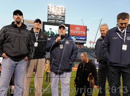 Thumbnail 1 in Huntington Beach vs. Newport Harbor (CIF SS Southern Division Final) photogallery.