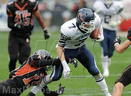 Thumbnail 3 in Huntington Beach vs. Newport Harbor (CIF SS Southern Division Final) photogallery.