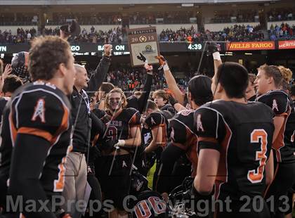 Thumbnail 3 in Huntington Beach vs. Newport Harbor (CIF SS Southern Division Final) photogallery.