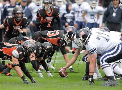 Thumbnail 3 in Huntington Beach vs. Newport Harbor (CIF SS Southern Division Final) photogallery.