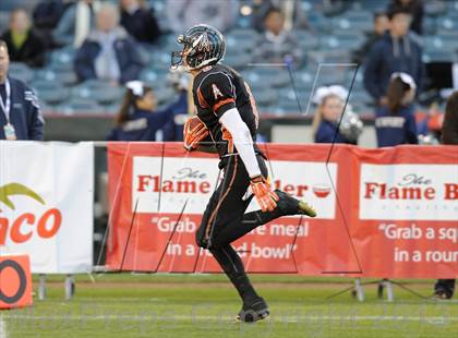 Thumbnail 3 in Huntington Beach vs. Newport Harbor (CIF SS Southern Division Final) photogallery.