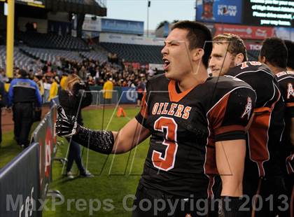 Thumbnail 2 in Huntington Beach vs. Newport Harbor (CIF SS Southern Division Final) photogallery.