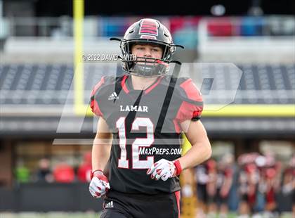 Thumbnail 2 in Blair Oaks vs. Lamar (MSHSAA Class 2 Championship) photogallery.