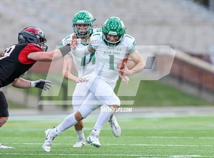 Thumbnail 1 in Blair Oaks vs. Lamar (MSHSAA Class 2 Championship) photogallery.