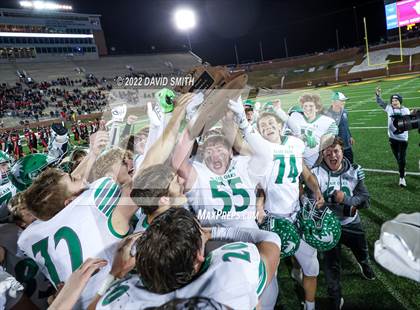 Thumbnail 1 in Blair Oaks vs. Lamar (MSHSAA Class 2 Championship) photogallery.