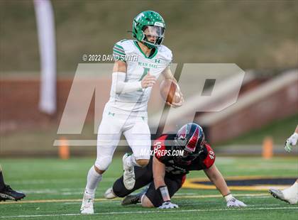 Thumbnail 2 in Blair Oaks vs. Lamar (MSHSAA Class 2 Championship) photogallery.