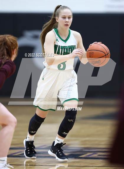 Thumbnail 3 in Berne Union vs Waterford (OHSAA D4 Regional Semifinal) photogallery.