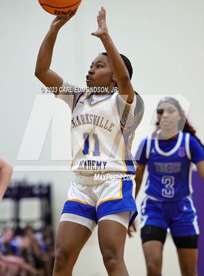 Thumbnail 1 in Clarksville Academy vs. Auburn photogallery.
