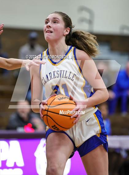 Thumbnail 3 in Clarksville Academy vs. Auburn photogallery.