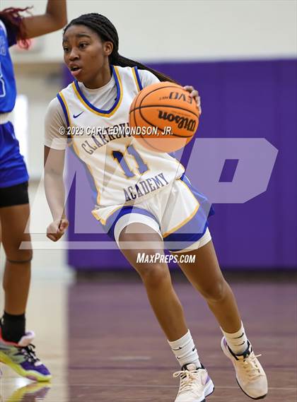 Thumbnail 3 in Clarksville Academy vs. Auburn photogallery.