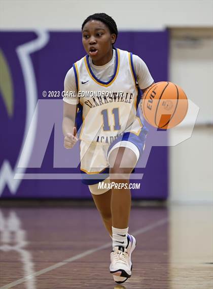Thumbnail 2 in Clarksville Academy vs. Auburn photogallery.