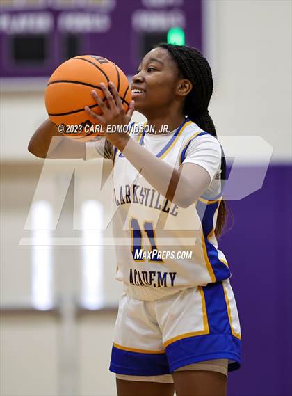 Thumbnail 2 in Clarksville Academy vs. Auburn photogallery.