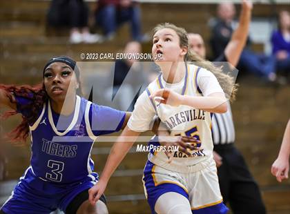 Thumbnail 3 in Clarksville Academy vs. Auburn photogallery.